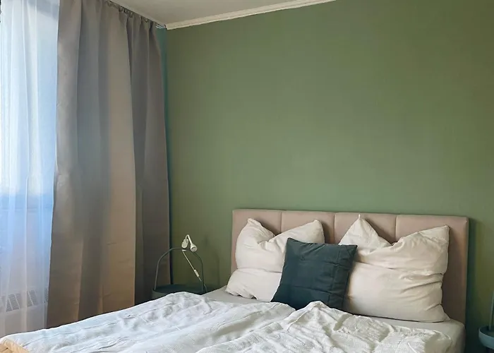 Schoenes Apartment Mit Parkplatz & 24H Checkin